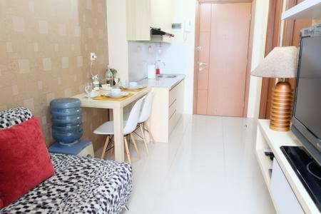 Premium One Bedroom At Woodland Park Residence Джакарта Екстериор снимка